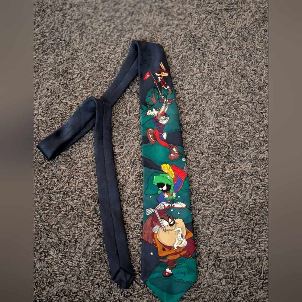 Warner Bros. Looney Tunes Gold Tie - Black and Green